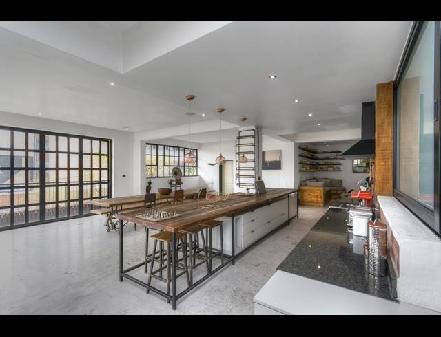 2 BEDROOM APARTMENT FOR SALE IN MABONENG